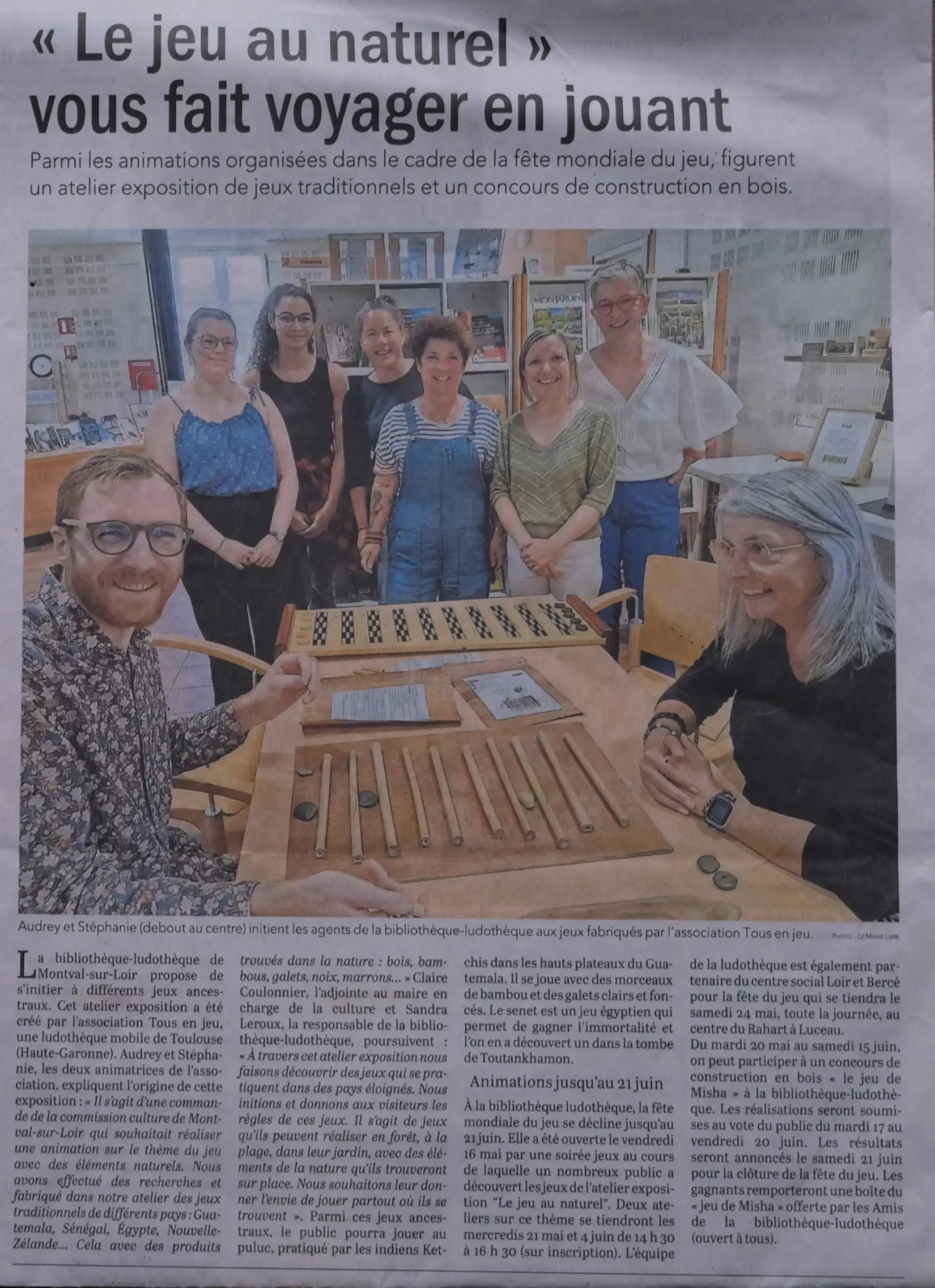 "Le jeu au naturel" vous fait voyager en jouant. Exposition "Nature Eléments jeux" parmi les animations organisées dans le cadre de la fête mondiale du jeu à Montval-sur-Loir en mai 2025 à la bibliothèque ludothèque Juliette Drouet avec la Ludothèque Mobile Tous en Jeu venue de Toulouse.