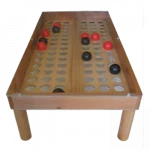 Grands jeu en bois de Tous en Jeu, Course Infernale est un superbe jeu en bois recouvert d’une plaque en plexiglas. Jeu pour enfants adultes et grands-parents. Activité recommandée lors des fêtes et mariages et anniversaires.