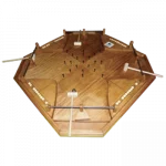 Grands jeu en bois de Tous en Jeu, le jeu de marteaux est un jeu typique des estaminets du Nord de la France. Il est connu aussi sous le nom de "Knockerball rocks" "bobomimine" et "Hamertjesspel" en Belgique. Au XVIème siècle est née l'idée de pratiquer sur une table le jeu médiéval du "clos-porte" ou " billard de terre ". Ce jeu consistait à faire passer une grosse boule de bois à travers des anneaux.